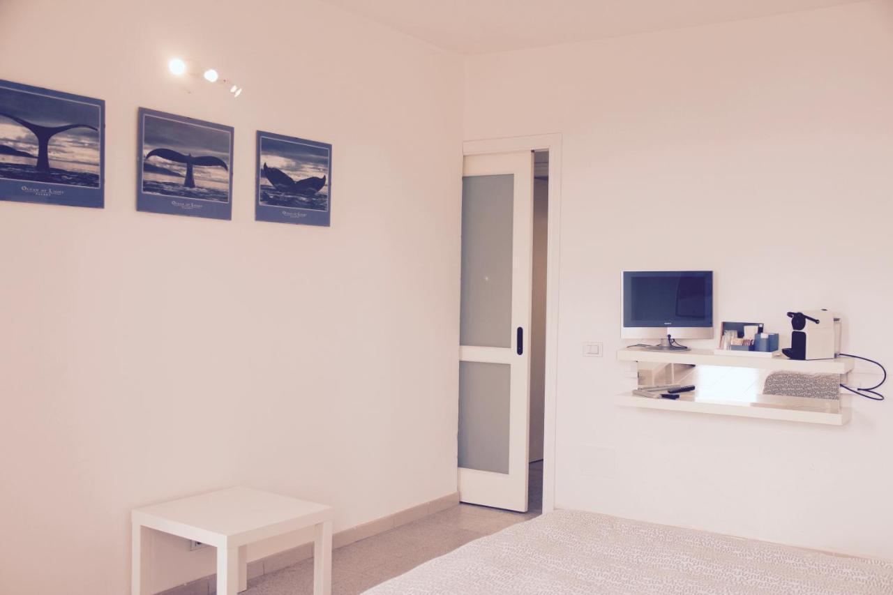 Beachfront Rooms Marina Di Ragusa Ngoại thất bức ảnh