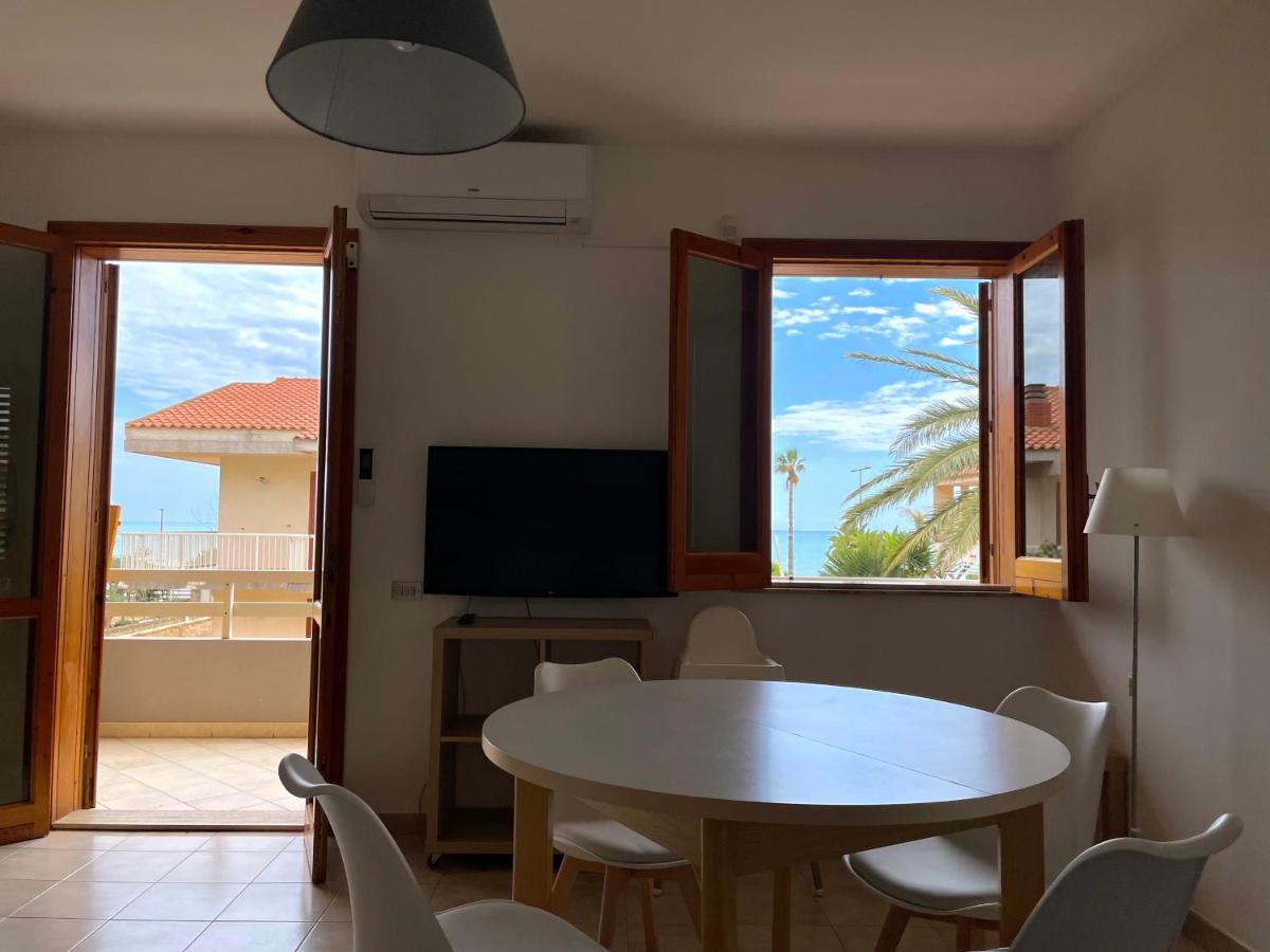 Beachfront Rooms Marina Di Ragusa Ngoại thất bức ảnh