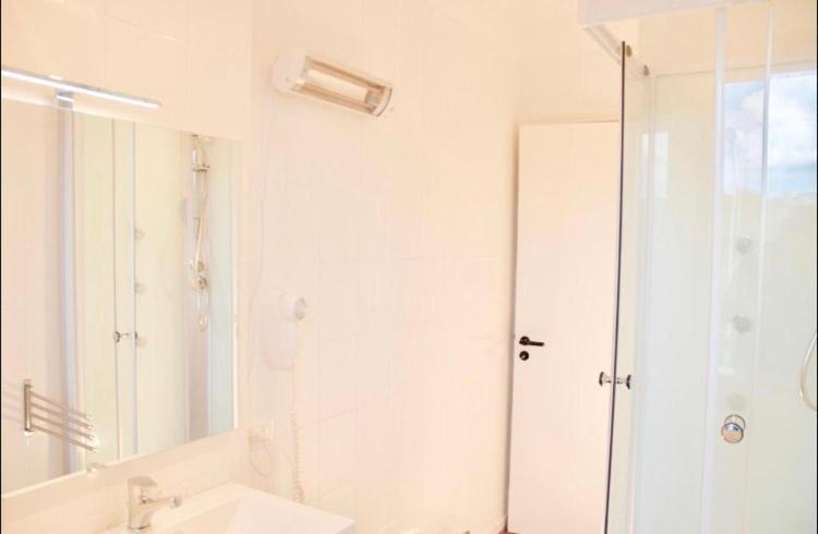 Beachfront Rooms Marina Di Ragusa Phòng bức ảnh